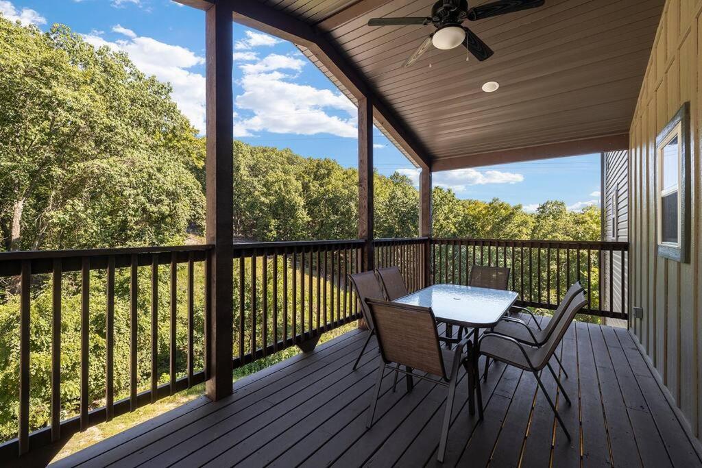Rock And Timber Lodge Branson Extérieur photo