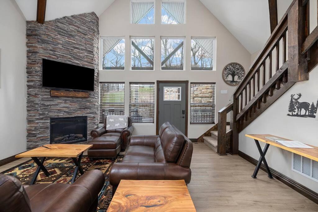Rock And Timber Lodge Branson Extérieur photo